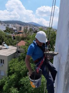 Εργασίες σε ύψοιςς με σχοινιά, συντηρήσεις τεχνικές εργασίες